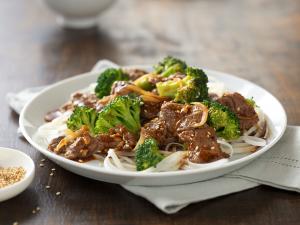 asian beef and broccoli noodle bowl recipe image