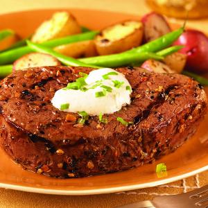 tenderloion steaks with horseradish cream recipe image